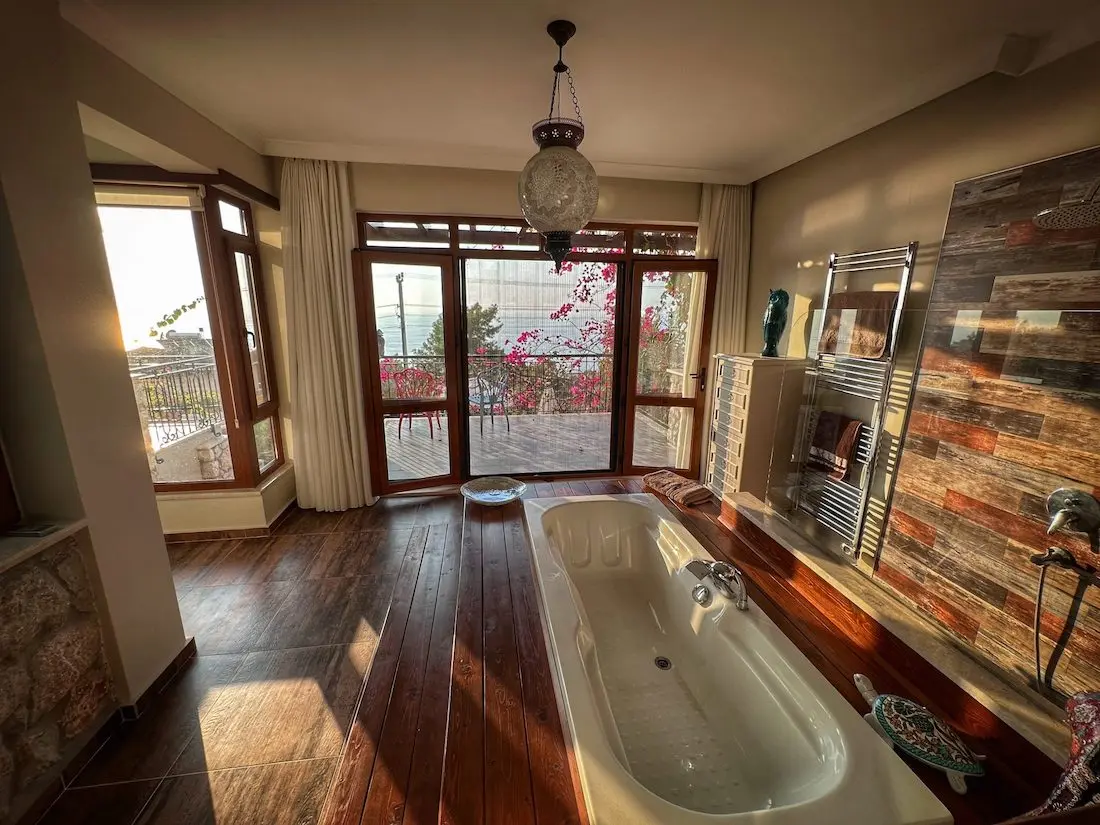 Jacuzzi